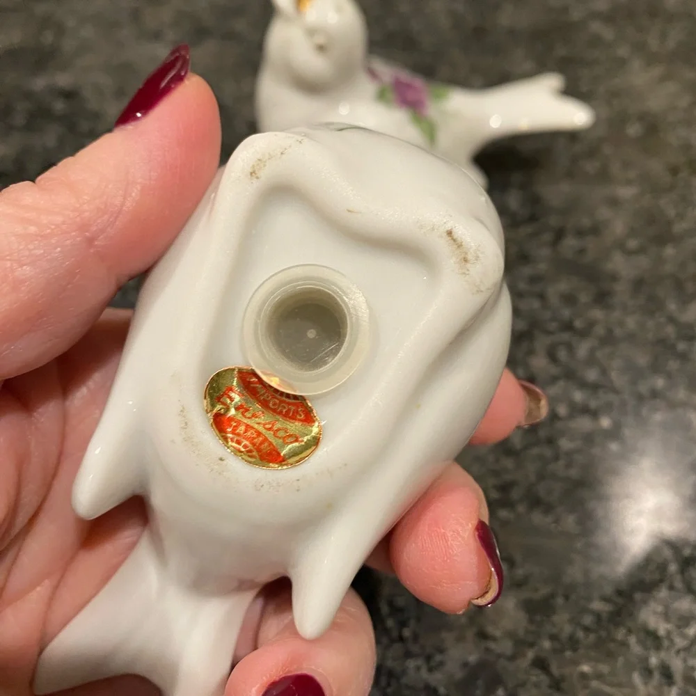 Victorian Violet Salt & Pepper Shakers